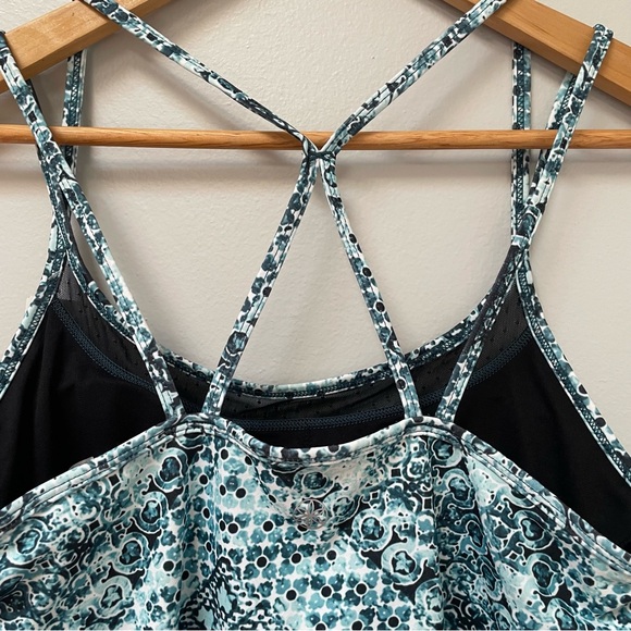 NWT Gaiam Shine Mesh Bra Tank, OM-DRI, Taylor Print, Blue Green & Black, Size M - Picture 5 of 6